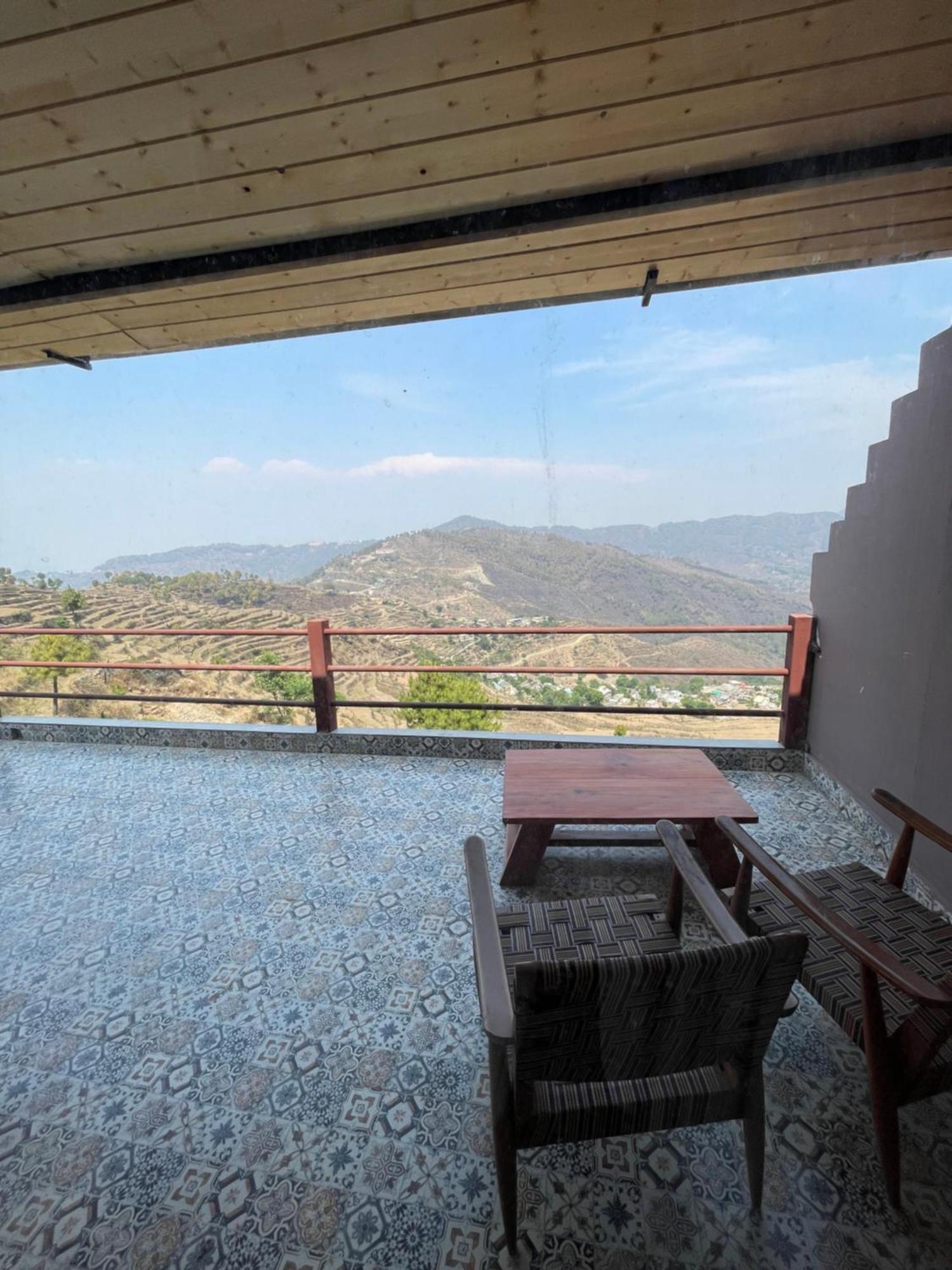 Bsr Farms Resort Pauri 외부 사진