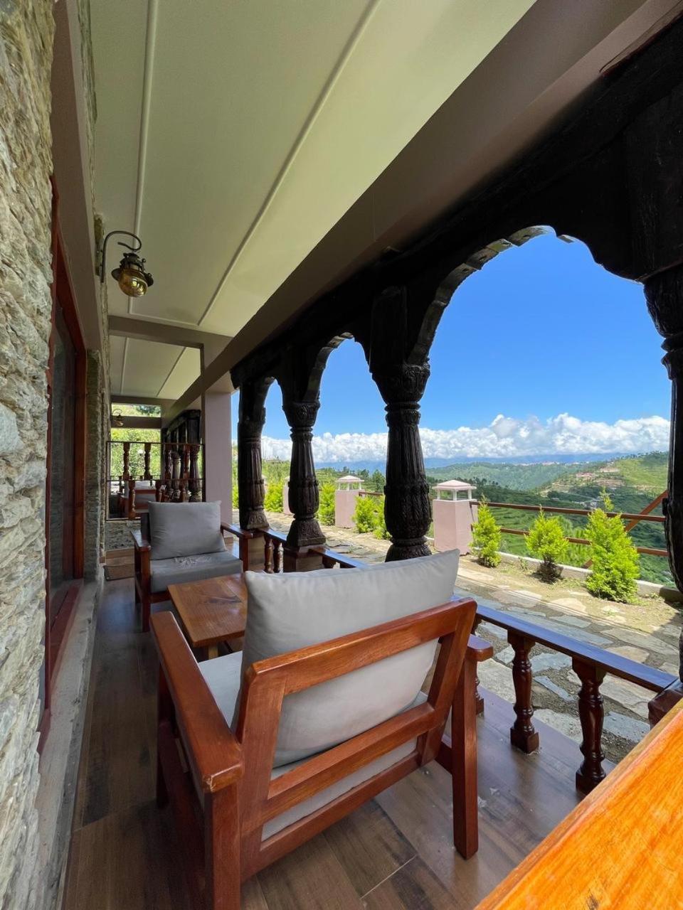 Bsr Farms Resort Pauri 외부 사진